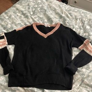💥50% sale💥BCBGeneration black v neck sz Small #O93